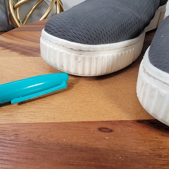 Soul Naturalizer Black Slip-On Sneakers Size 10 Comfy Slip On Shoes Loafers - Picture 9 of 17